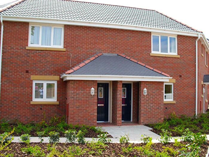 2 Bedroom Maisonette To Rent In Tuffleys Way, Leicester, LE3