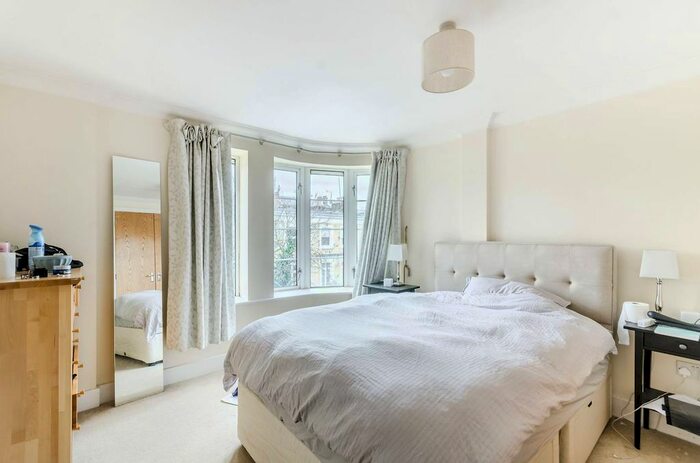 1 Bedroom Flat To Rent In Gunter Grove, Chelsea, London, SW10