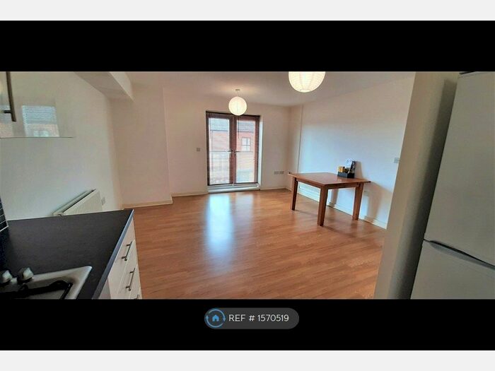 2 Bedroom Flat To Rent In Todd Close, Borehamwood, WD6