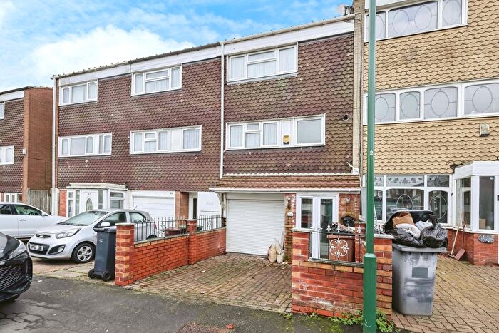 3 Bedroom Terraced House For Sale In Avon Drive, Castle Bromwich, Birmingham, West Midlands, B36
