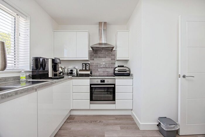 2 Bedroom Flat For Sale In Cuddra Road, St. Austell, Cornwall, PL25