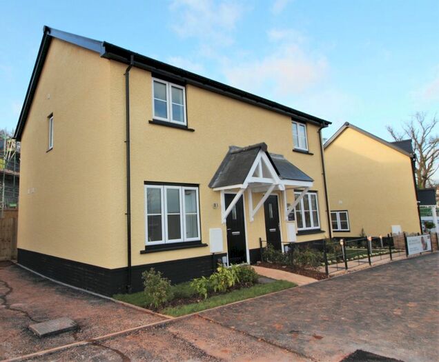 2 Bedroom End Of Terrace House To Rent In Coaker Road, Exeter EX1