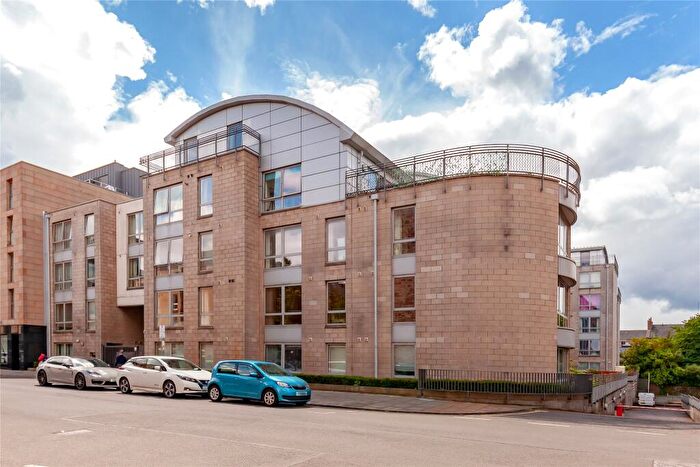 2 Bedroom Apartment For Sale In Gardner's Crescent, Edinburgh, EH3