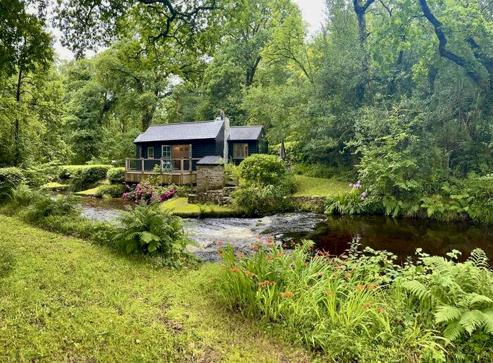 1 Bedroom Detached House For Sale In Two Waters Foot, Liskeard, PL14