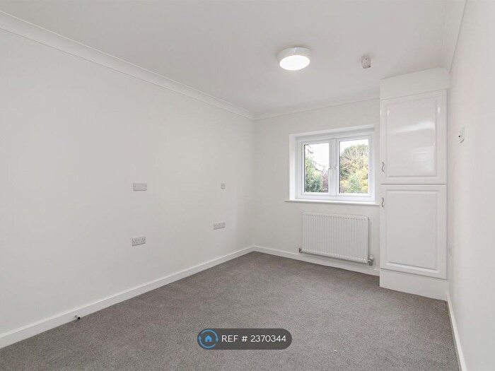 1 Bedroom Flat To Rent In Victoria House, Colchester, CO1