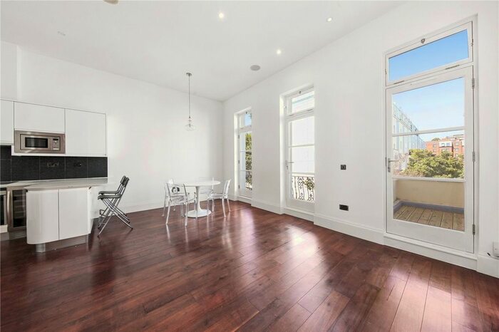 2 Bedroom Flat To Rent In Colville Terrace, London, W11