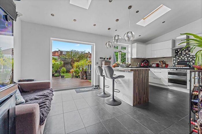 4 Bedroom Semi-Detached House For Sale In Templedene Avenue, Staines-Upon-Thames, TW18