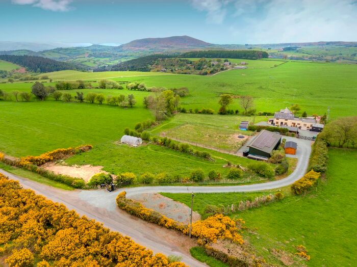 4 Bedroom Detached House For Sale In The Bog, Minsterley, Shrewsbury, SY5