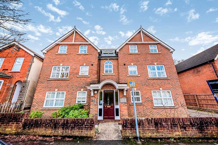 2 Bedroom Apartment To Rent In William Court, Union Street, GU14