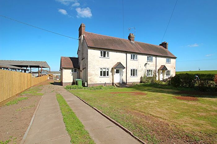 3 Bedroom Semi-Detached House To Rent In Coventry Road, Pailton, Rugby, CV23