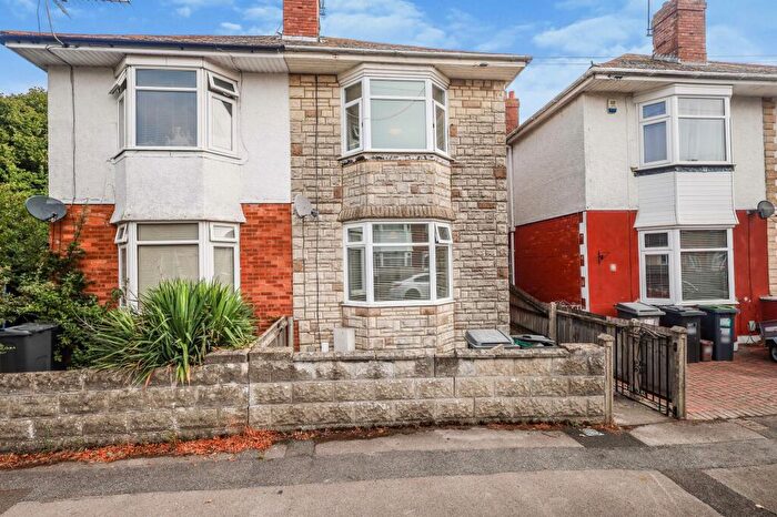 4 Bedroom Property To Rent In Elmes Road, Bournemouth, BH9
