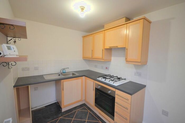 2 Bedroom Flat To Rent In Bluebell Rise, Grange Park, Northampton, NN4