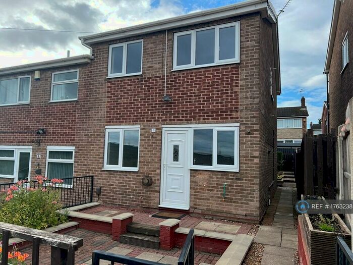 3 Bedroom Semi-Detached House To Rent In Edmund Avenue, Brinsworth, Rotherham, S60