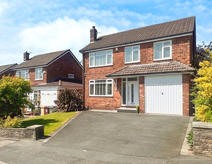 4 Bedroom Detached House For Sale In Glencoe Drive, Breightmet, BL2