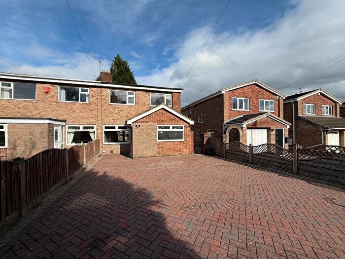 3 Bedroom Semi Detached House For Sale In New Inn Lane, Stoke-On-Trent, ST4