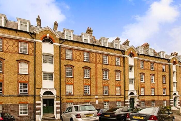 2 Bedroom Flat For Sale In Wellington Building, Wellington Way, London, E3