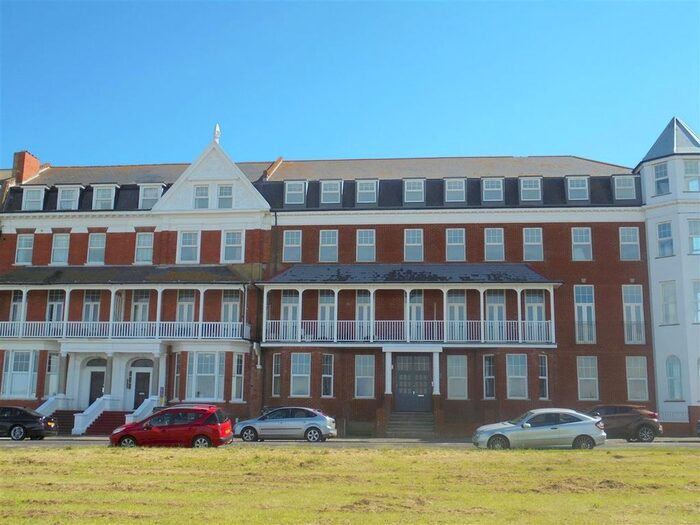 2 Bedroom Flat To Rent In Endcliffe House, Lewis Crescent, Margate, CT9