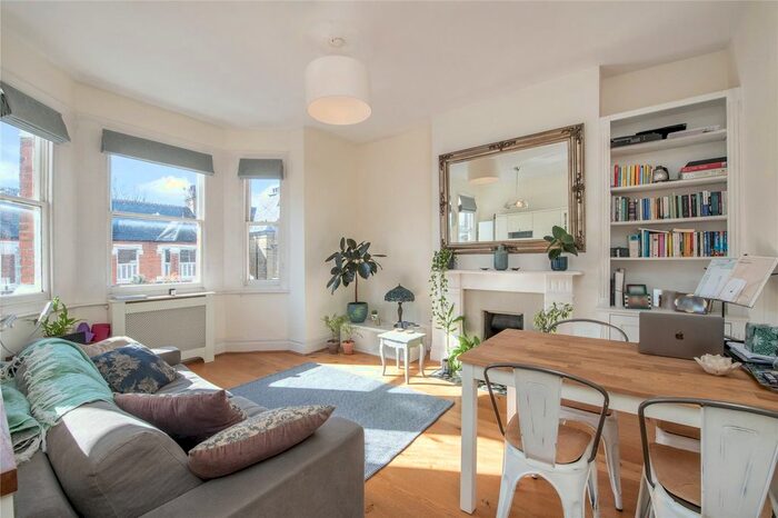 1 Bedroom Flat To Rent In Schubert Road, East Putney, SW15