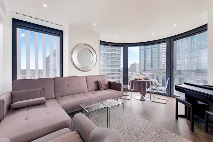 2 Bedroom Flat For Sale In Chronicle Tower, City Road, London, EC1V