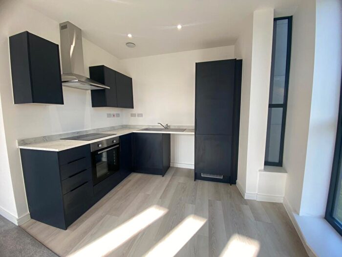 2 Bedroom Apartment To Rent In Knightsbridge Court, Chesterfield, S40