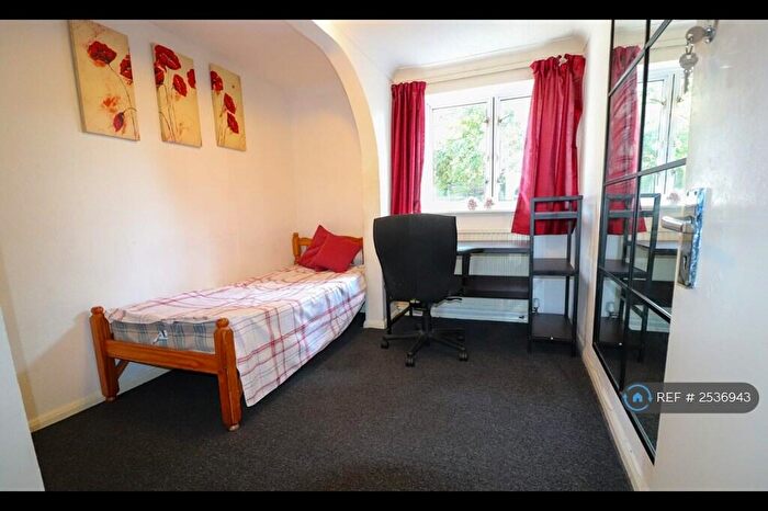 4 Bedroom Terraced House To Rent In Chennells, Hatfield, AL10