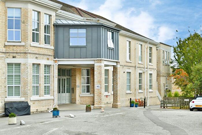 3 Bedroom Apartment For Sale In Craigie Drive, Plymouth, PL1
