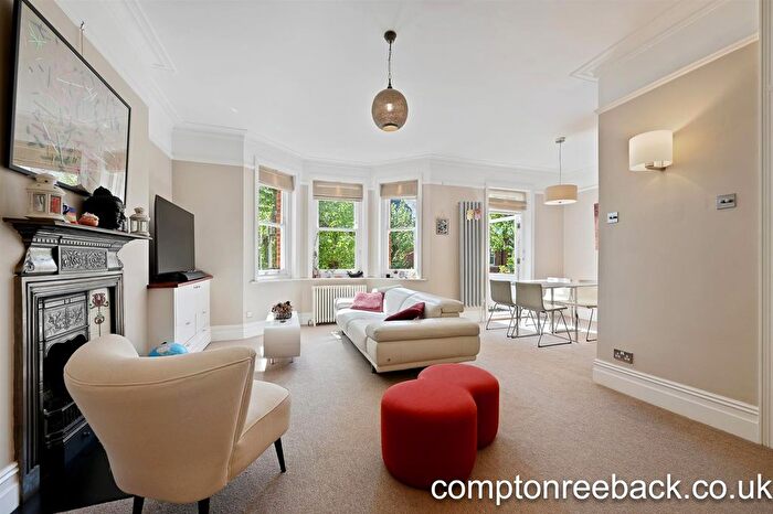 3 Bedroom Flat For Sale In Castellain Mansions, Maida Vale, W9