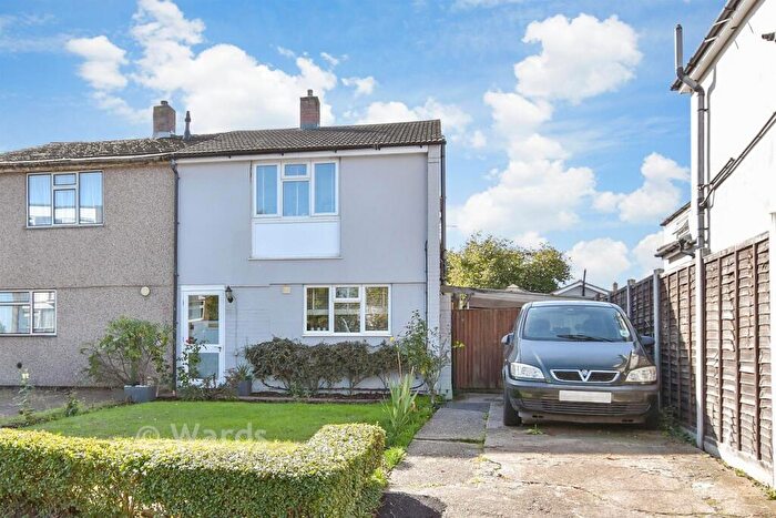 3 Bedroom Semi Detached House For Sale In Wickham Street, Welling, Kent, DA16