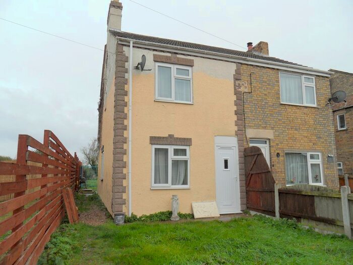 3 Bedroom Semi-Detached House For Sale In Sandbank, Wisbech St Mary, Wisbech, Cambridgeshire PE13