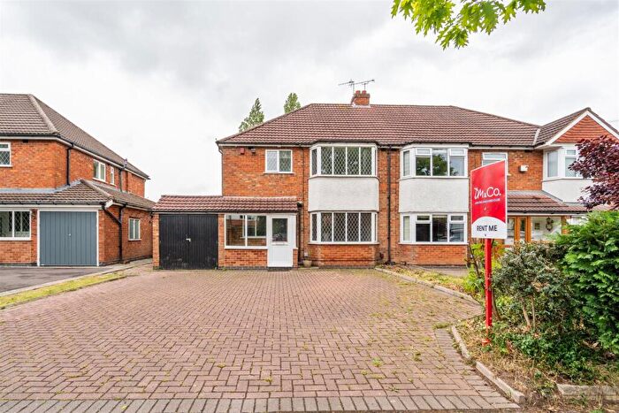 3 Bedroom Semi-Detached House To Rent In Danford Lane, Solihull, B91