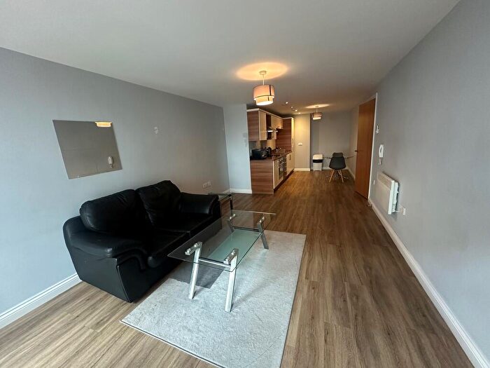 1 Bedroom Apartment To Rent In Belgrade Plaza Apartment, CV1