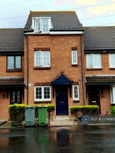 4 Bedroom Terraced House To Rent In Armstrong Close, London, E6