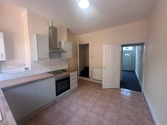 3 Bedroom Terraced House To Rent In Park Street, Kidderminster, DY11