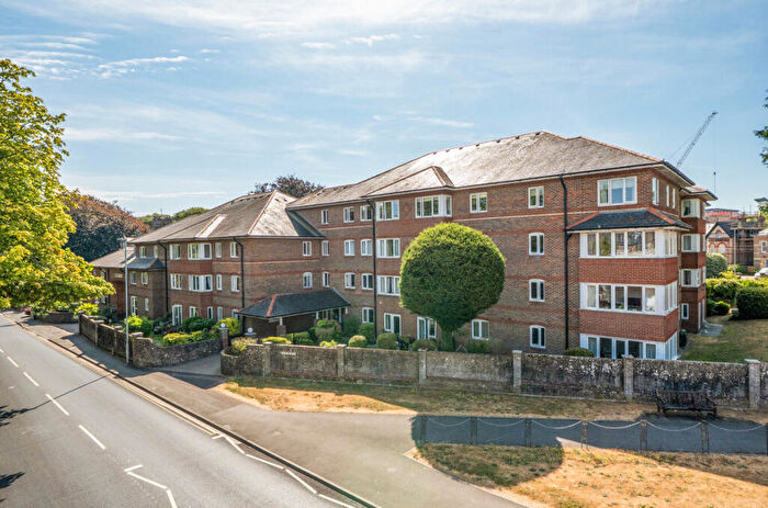 2 Bedroom Apartment For Sale In South Walks Road, Dorchester, DT1
