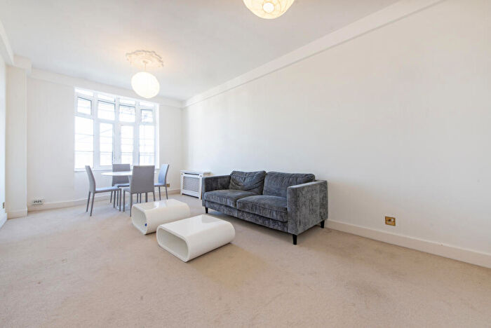 1 Bedroom Apartment To Rent In Grove End Gardens, Grove End Road, London, NW8