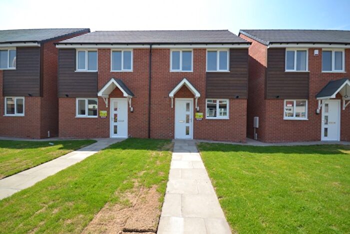 2 Bedroom Semi-detached House To Rent In Dudley Road, Blakenhall, Wolverhampton, WV2