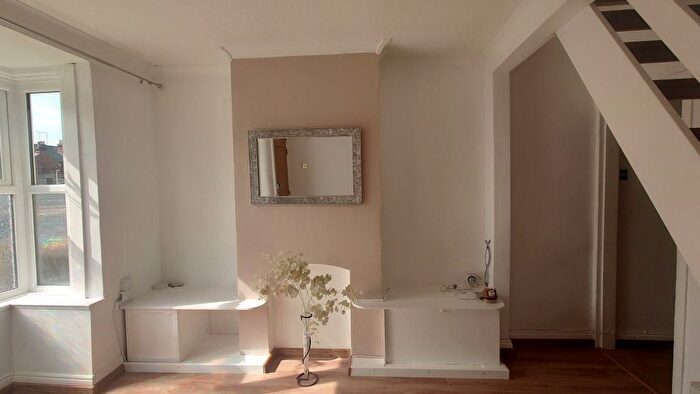 2 Bedroom Terraced House To Rent In Cranbury Road, Reading, RG30