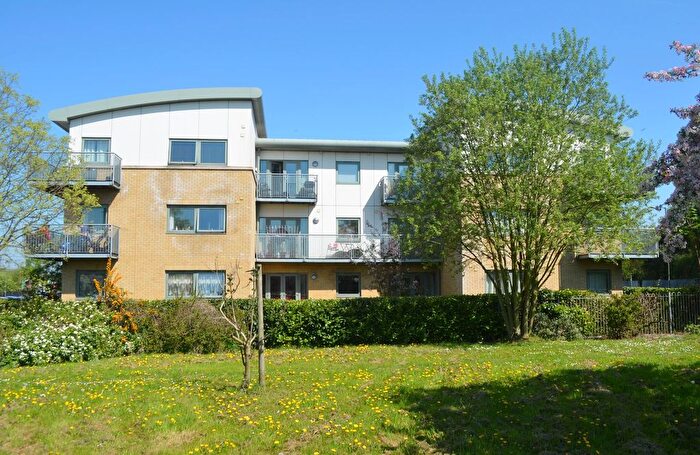 2 Bedroom Flat To Rent In Ashford Road, Ashford, TW15