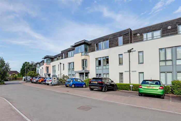2 Bedroom Apartment To Rent In Samuels Crescent, Cardiff, CF14