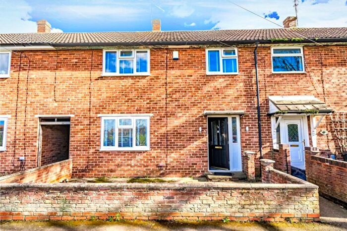 3 Bedroom Terraced House For Sale In Wansbeck Road, Hull, HU8