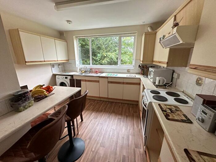 1 Bedroom Apartment For Sale In Flat Richmond Close, Handsworth Wood, Birmingham, B20