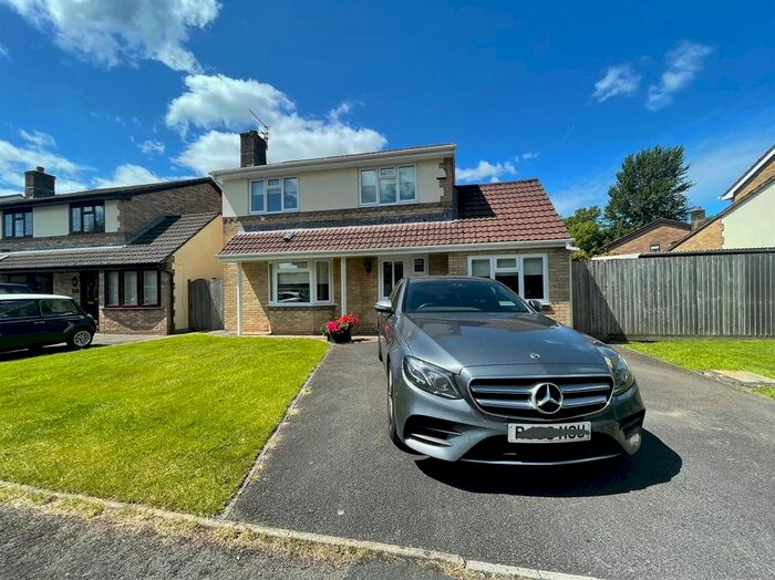 4 Bedroom Detached House To Rent In Clos Tyclyd, Cardiff, CF14