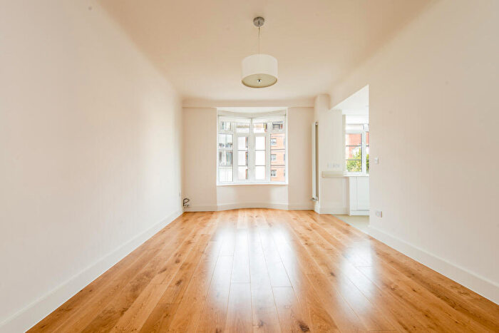 2 Bedroom Apartment To Rent In Grove End Gardens, Grove End Road, St John's Wood, London, NW8