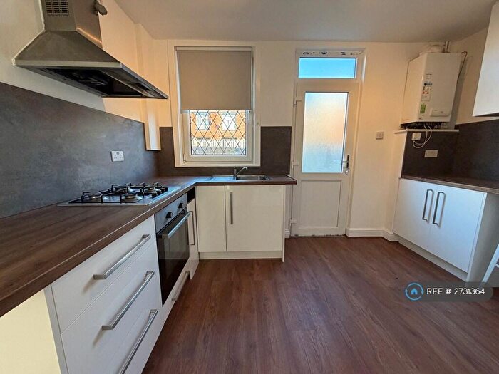 2 Bedroom Terraced House To Rent In Dalton Avenue, Leeds, LS11