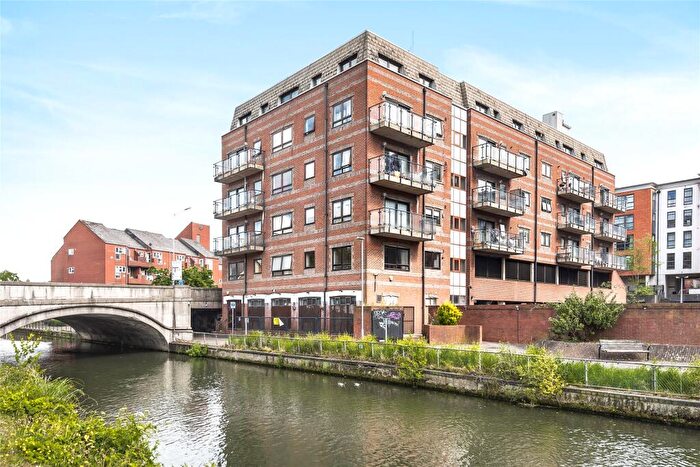 1 Bedroom Flat To Rent In Royal Court, Kings Road, Reading, Berkshire, RG1