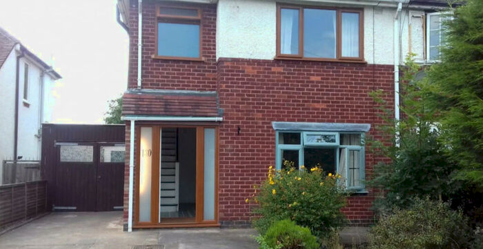 3 Bedroom Semi-Detached House To Rent In Canley Road, Coventry, CV5