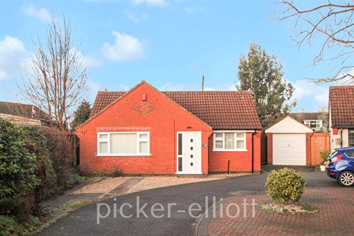 2 Bedroom Detached Bungalow For Sale In Ferness Road, Hinckley, LE10