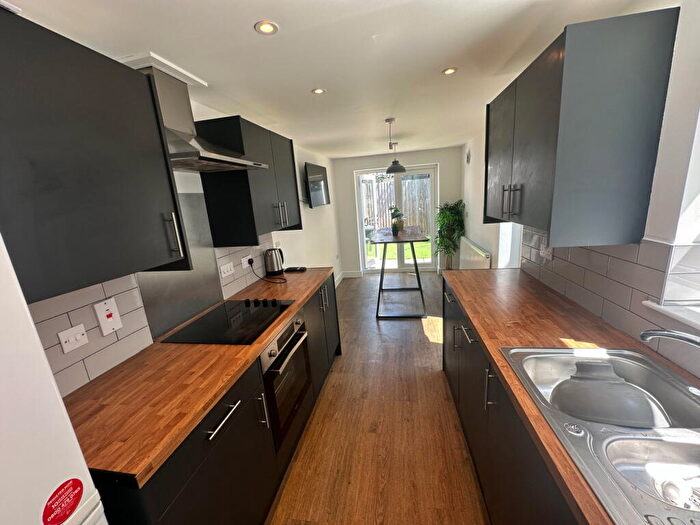 4 Bedroom Terraced House To Rent In Bradley Street, Cardiff, CF24
