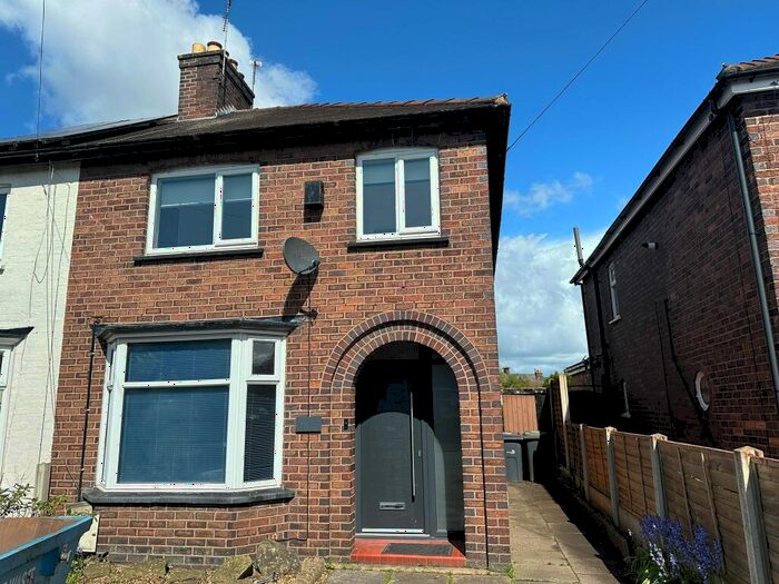 3 Bedroom Semi-Detached House To Rent In Salisbury Avenue, Crewe, CW2