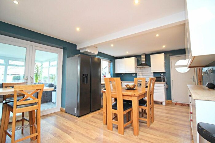 4 Bedroom Detached House For Sale In Stargate Close, Langley Park, Durham, DH7